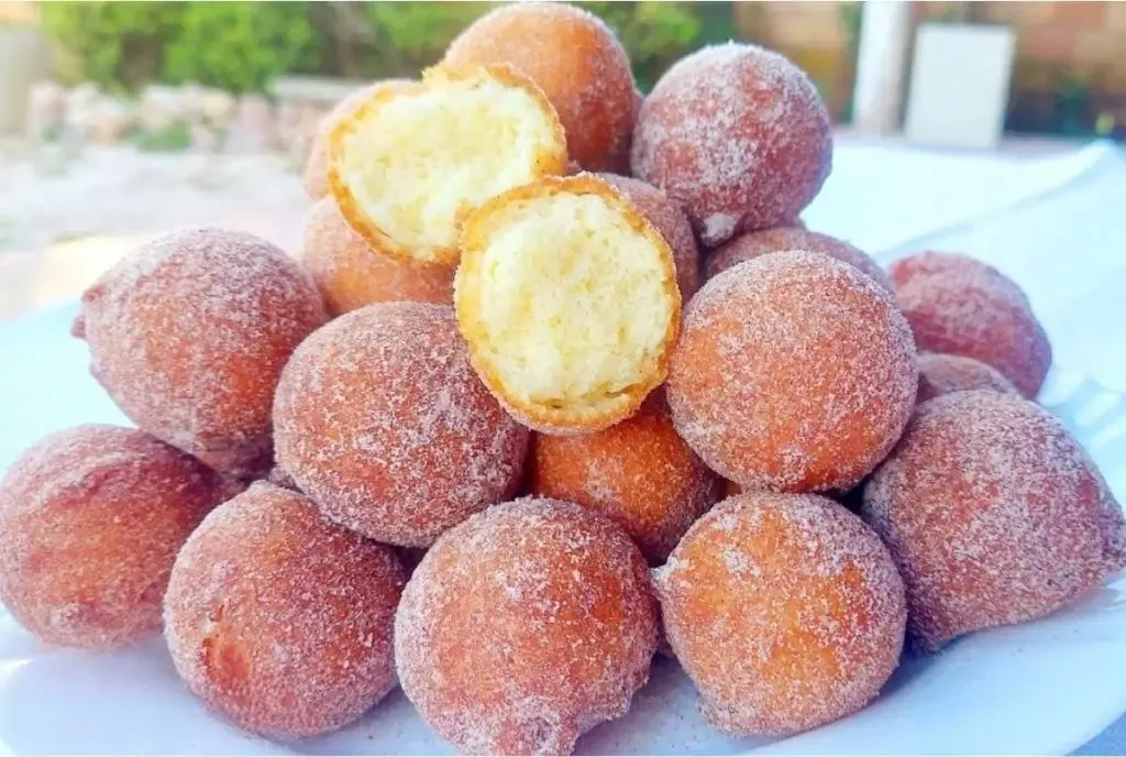 Bolinho de chuva com vinagre