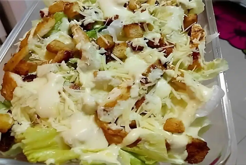 Salada Caesar